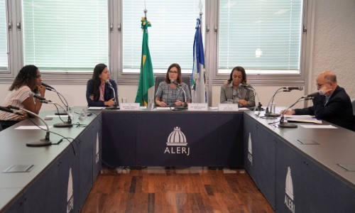 Alerj instala CPI da Violência Cibernética contra as mulheres